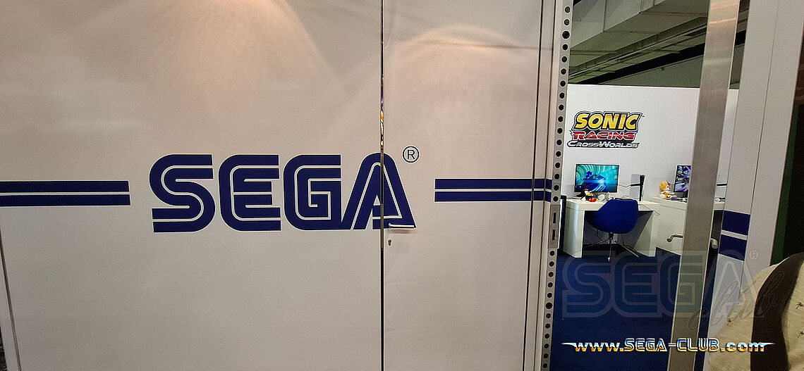 Blick auf die zweite SEGA-Tür im Cosmocover Bereich