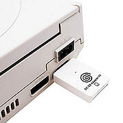 SD-Karten-Adapter am hinteren Serial Port der Konsole