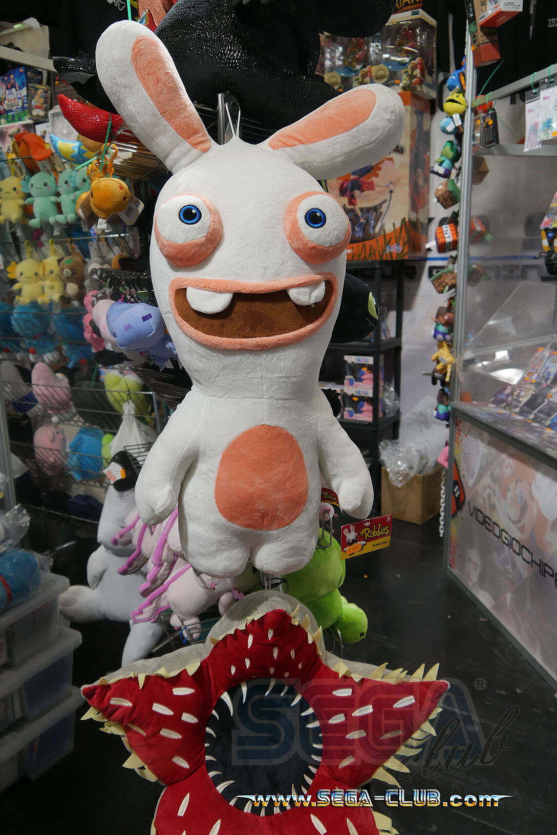 Standfigur: ein riesiger Rayman Raving Rabbid von Ubisoft