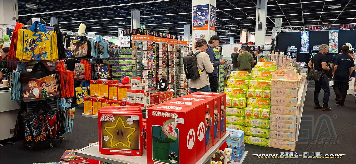 Standfläche mit Beuteln, Charakteren und Animes